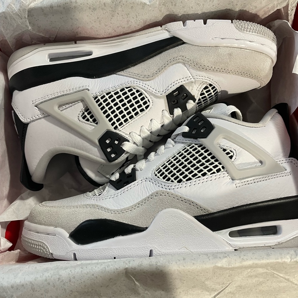 Jordan 4 Military Black